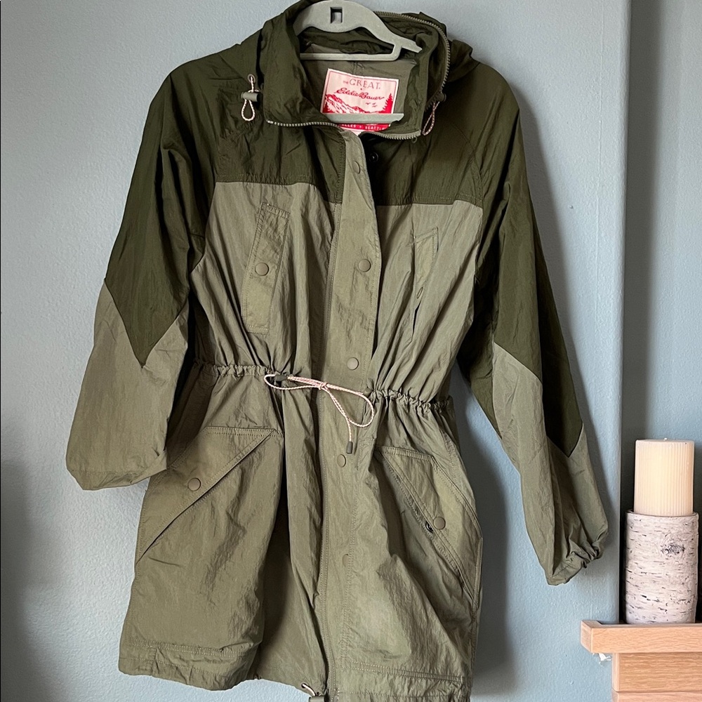 Eddie Bauer parka light weight windbreaker size small